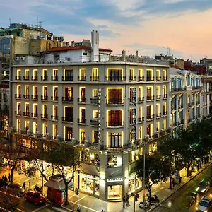 https://le-palace.hotelschalkidiki.net